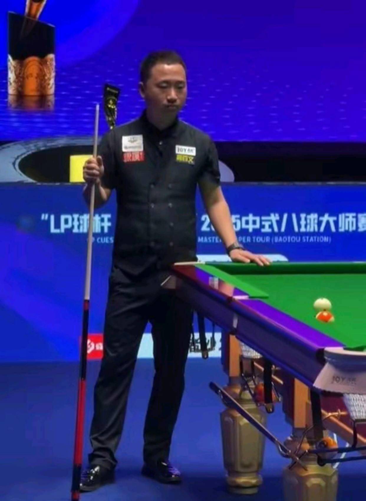 虽然他并非 虽然他并非