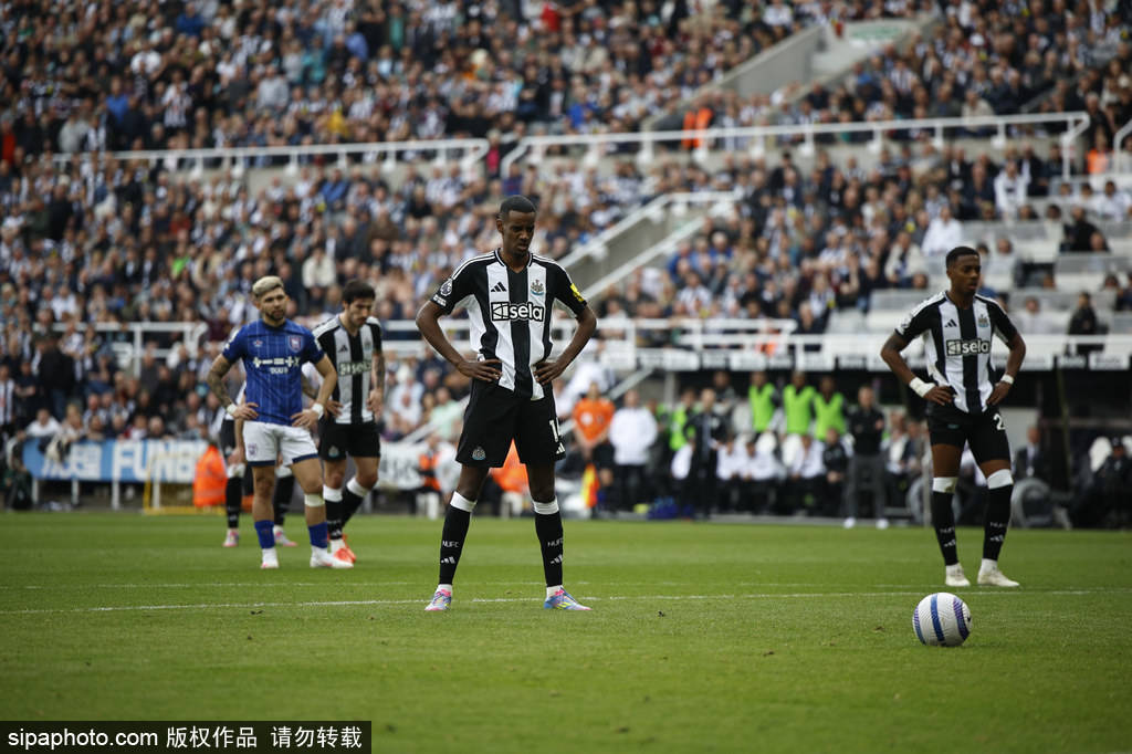 而是对双方 而是对双方